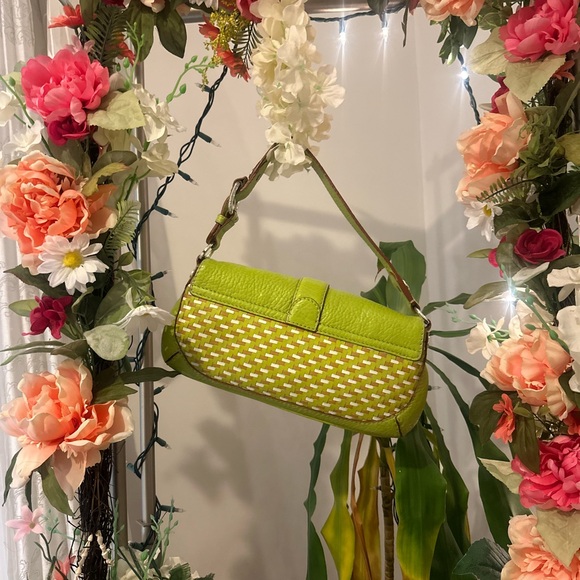 Rare Michael Kors Tri-Color Small Woven Leather Shoulder Bag - Picture 4 of 15